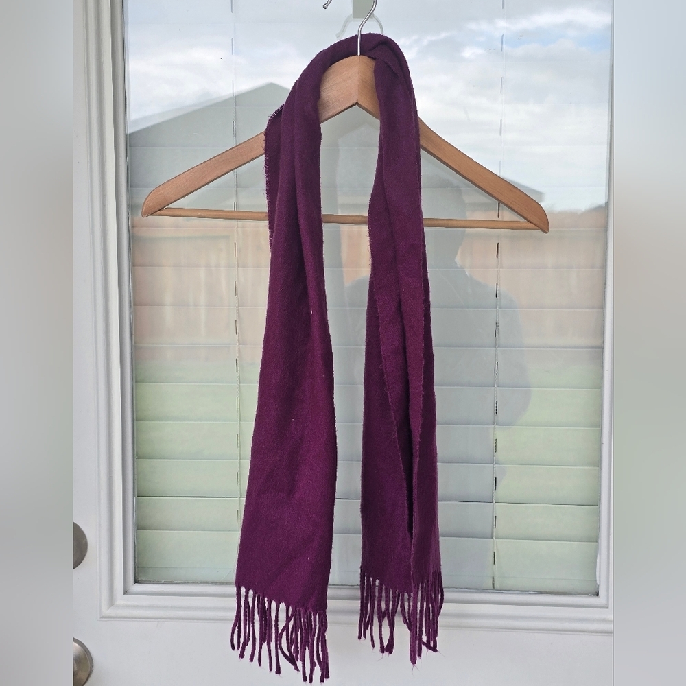 Christian Dior Women Elegant Purple Shawl Scarf Fringe Luxury - Picture 3 of 8